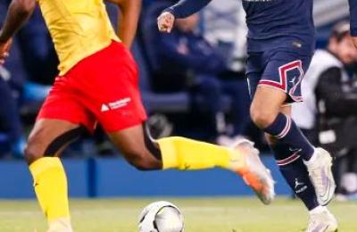 PSG2022lens-thumb.jpg