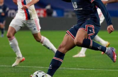 PSG22lyon-thumb.jpg